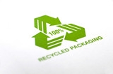 100% recycled packaging logo
